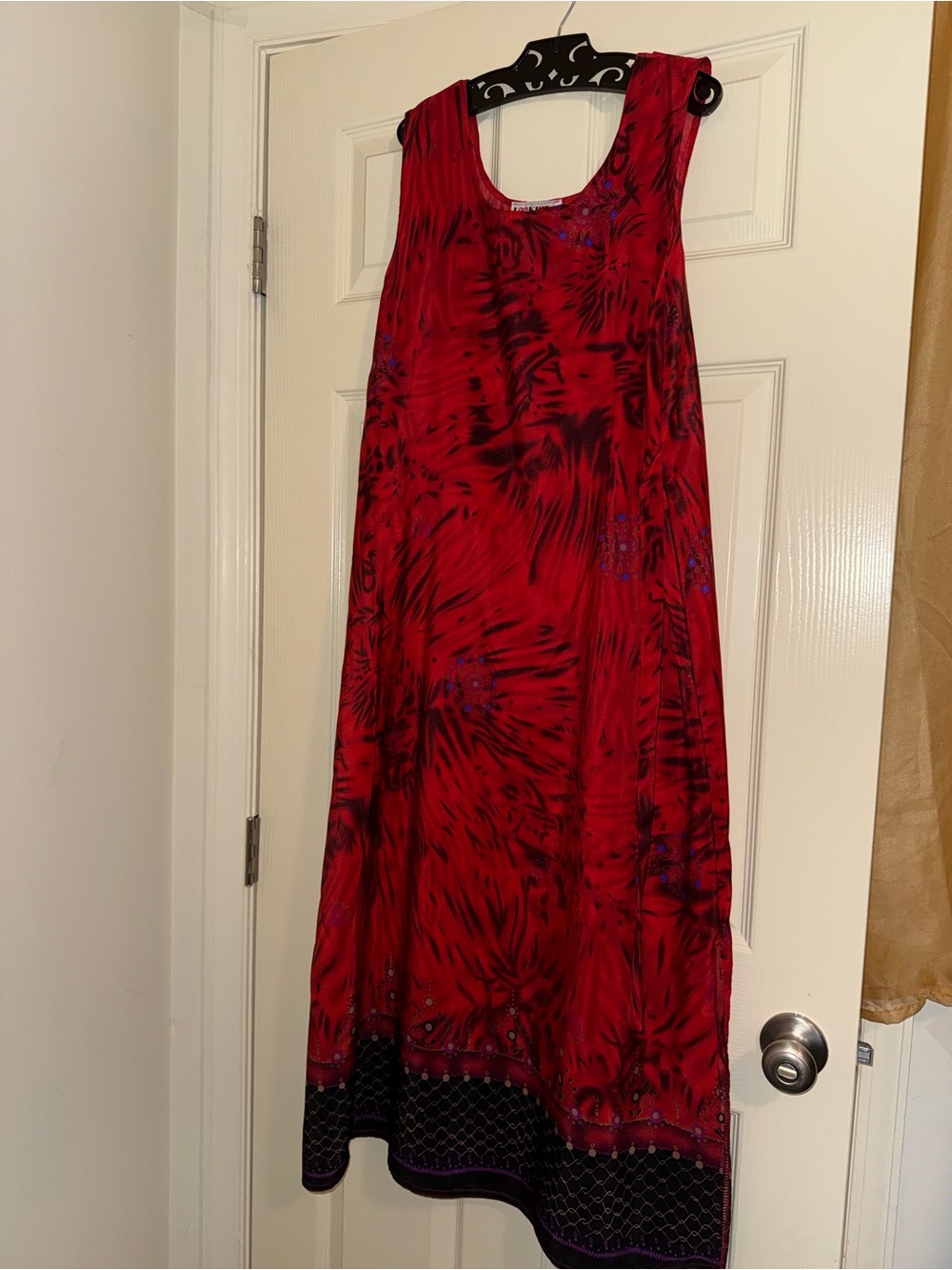 Sleeveless Red Tie-Dye Maxi Dress with Decorative Hem